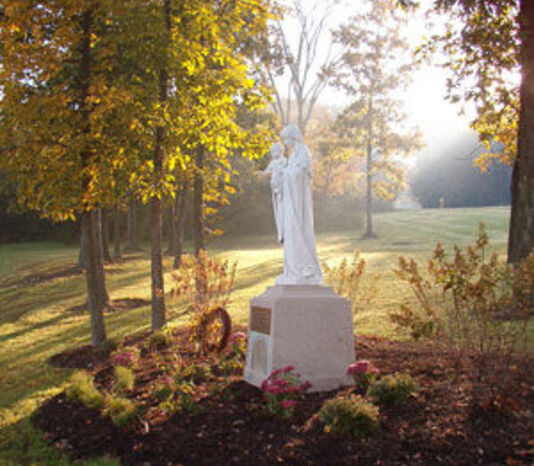 Mary statue2